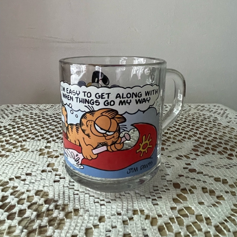 Garfield 1970s McDonald’s Collector Cup - Canoe
